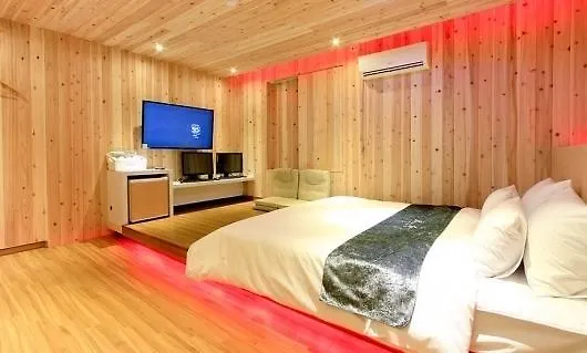Boracay Motel Busan 2*,  South Korea